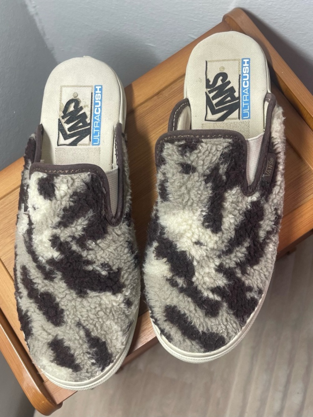 Vans UltraCush Cozy Faux Fur Sherpa Slip On Mule